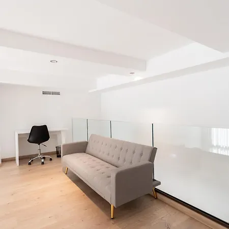 아파트 Proxa Ciudad De Artes I *